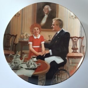 Annie Tomorrow Collector/China Plate